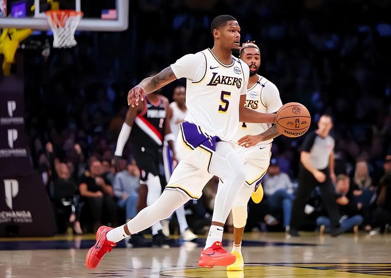 他也将会在 他也将会在